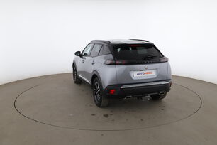 Extérieur arrière gauche