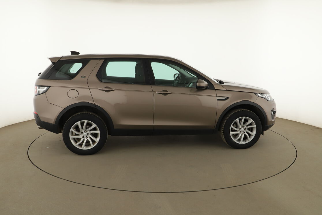 Extérieur côté droit