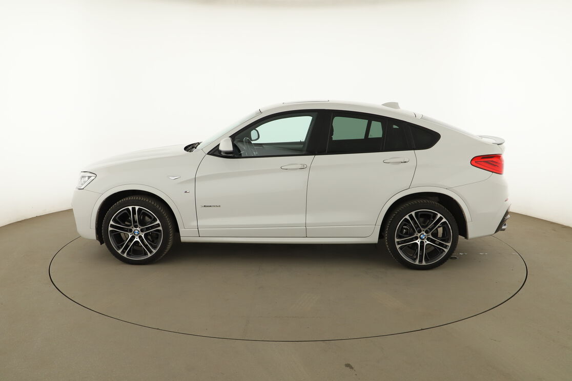 Extérieur côté gauche