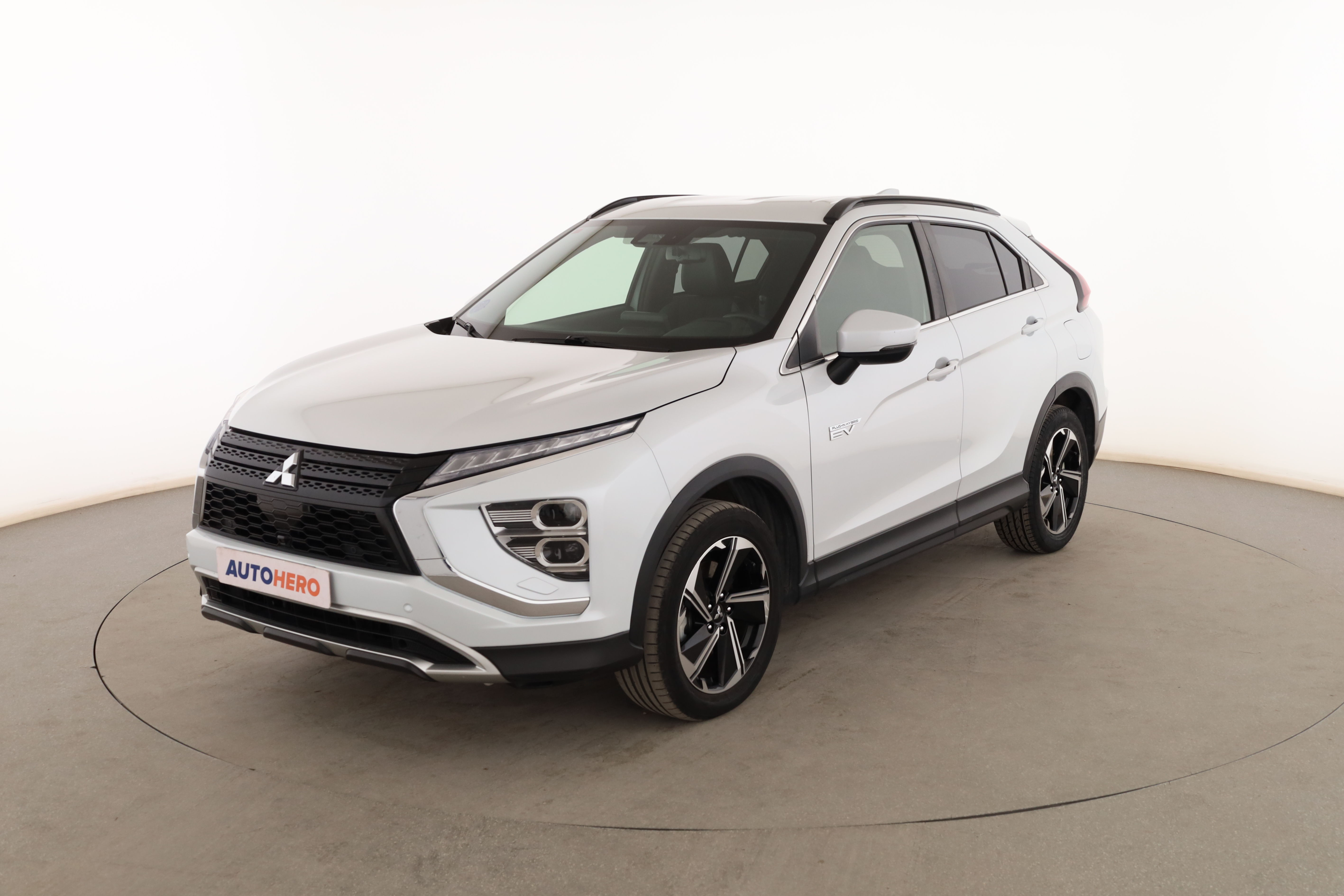 Mitsubishi Eclipse Cross 2.4 Plug-in Hybrid 2021 - foto 1