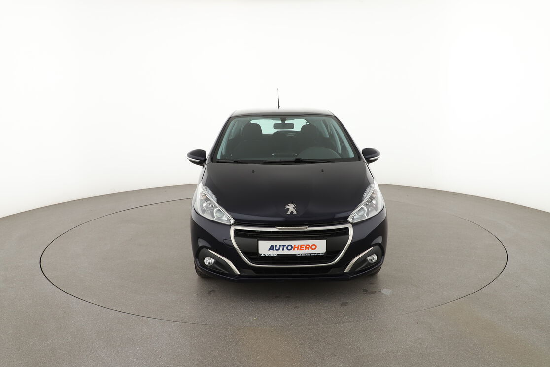 Peugeot 208 1.2 e-VTi Active, Benzin, 9.670 €