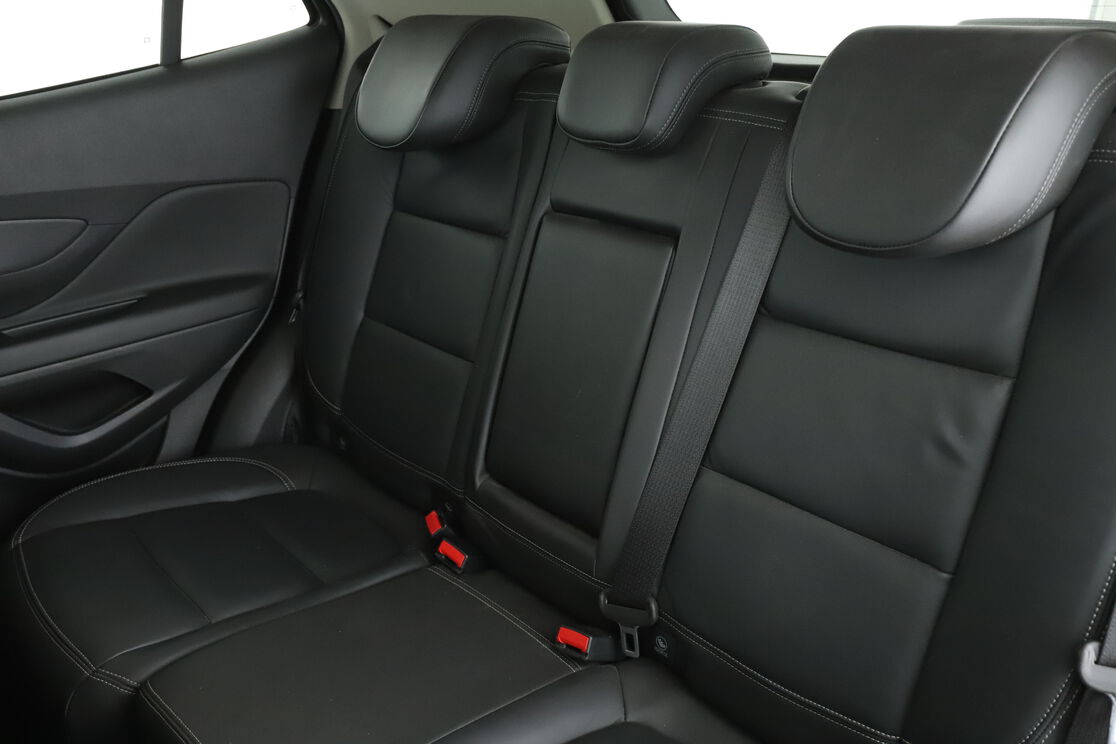 Intérieur sièges arrière depuis le côté conducteur