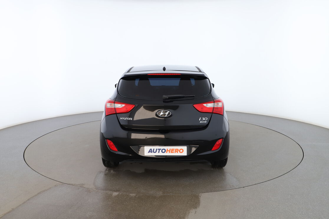 Hyundai i30 segunda mano  Cómpralo online en Autohero