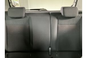 Innenraum Rücksitze Fahrerseite