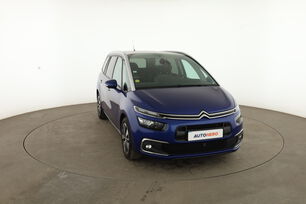 Extérieur avant droit