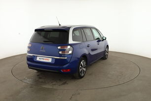 Extérieur arrière droit