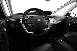 Intérieur côté conducteur 2