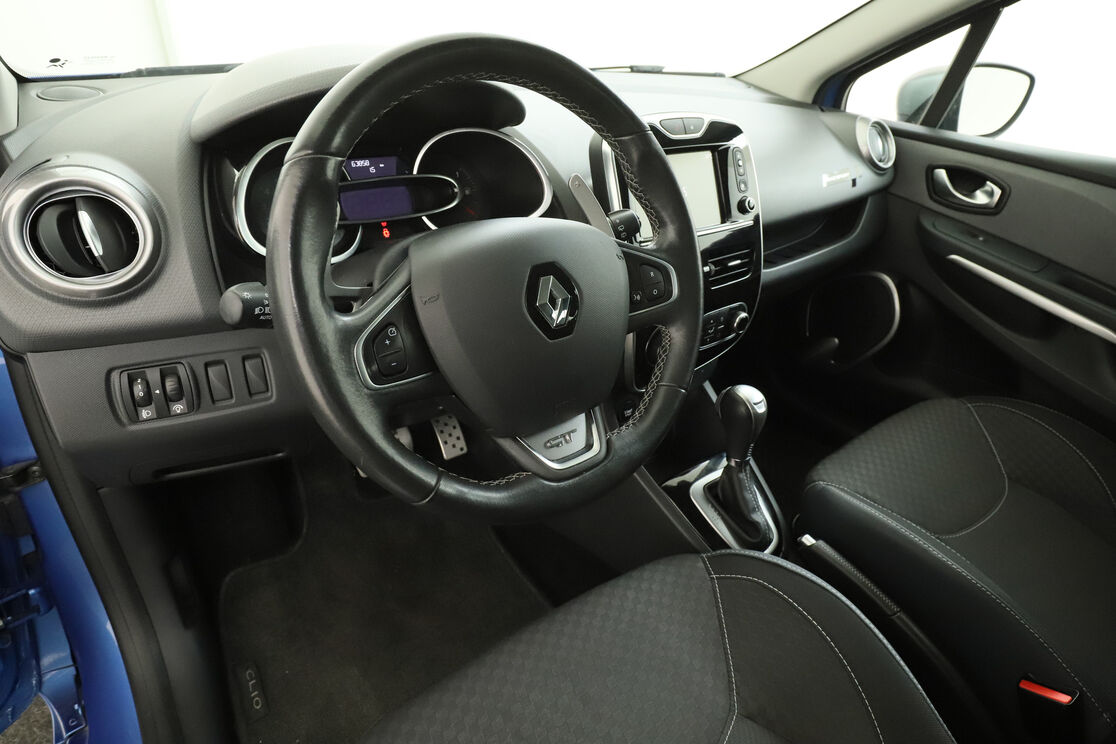 Interieur bestuurderszijde 2