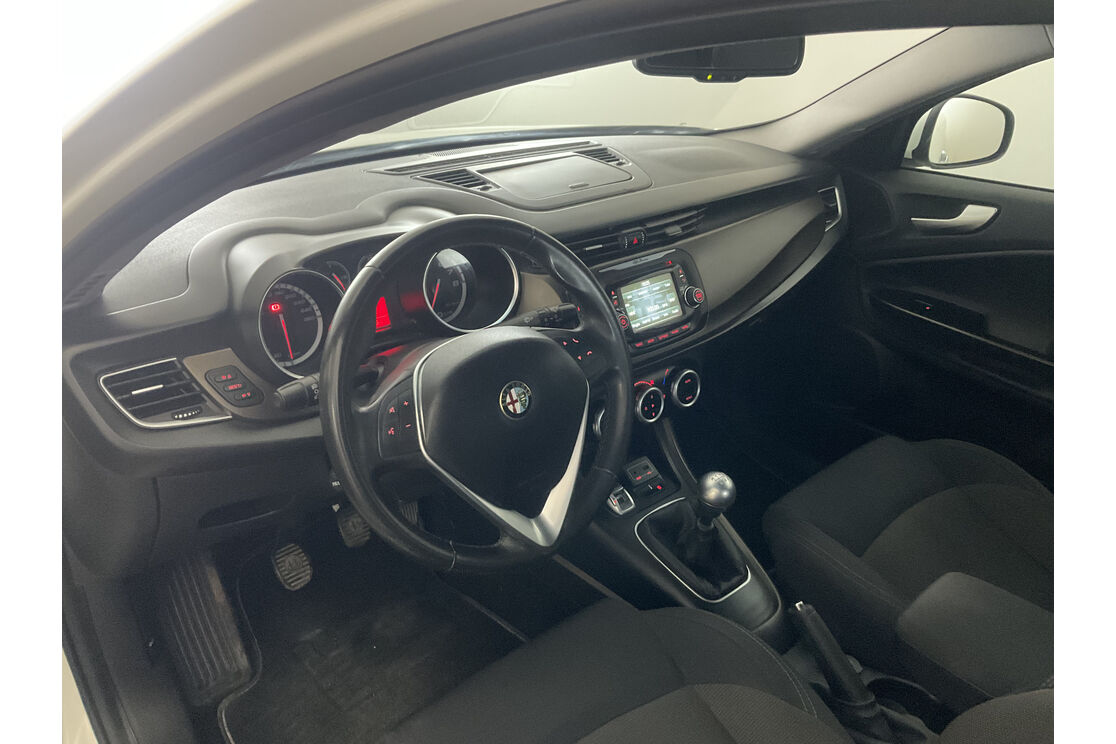 Interno lato guidatore 2