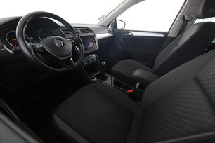 Intérieur côté conducteur 2