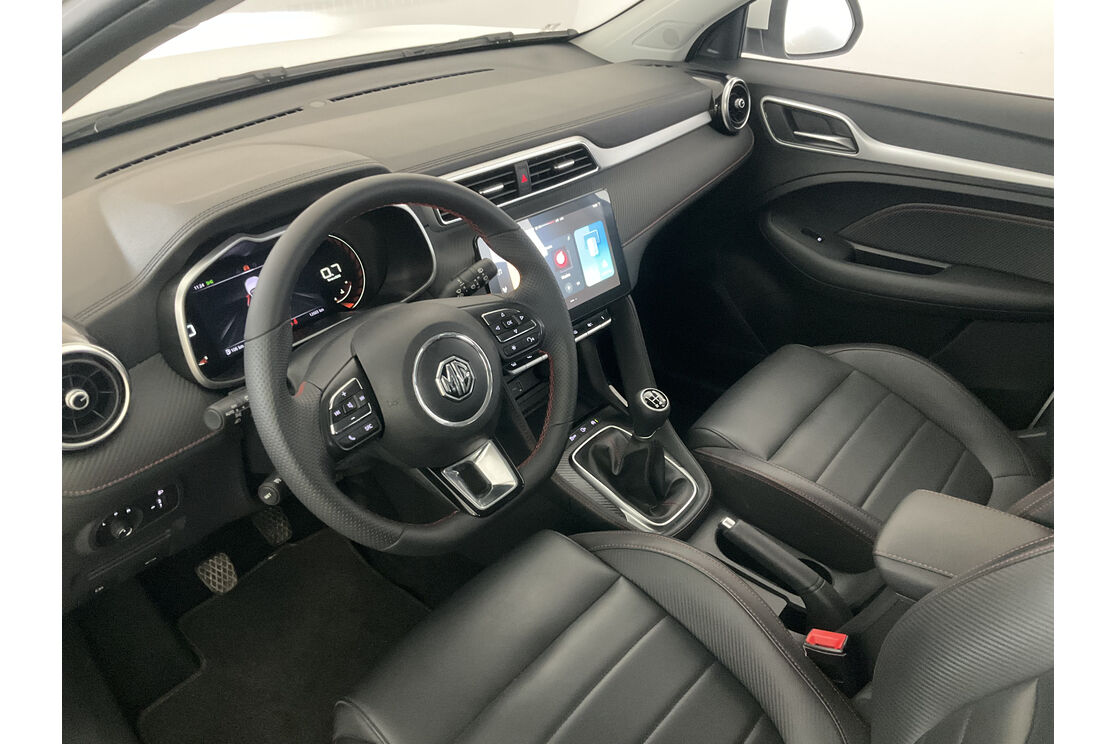 Interno lato guidatore 2