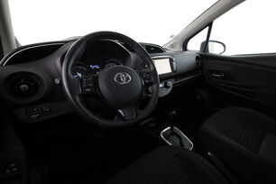 Intérieur côté conducteur 2