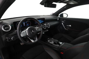 Intérieur côté conducteur 2