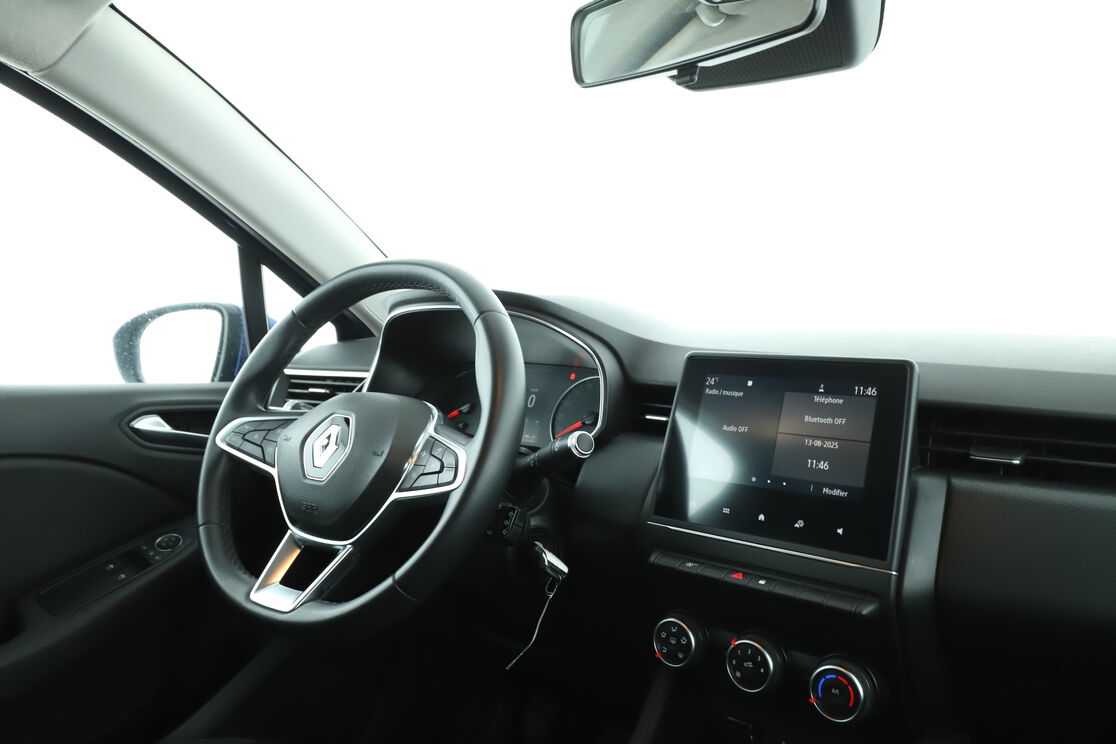 Intérieur côté conducteur 2