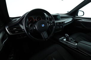 Intérieur côté conducteur 2