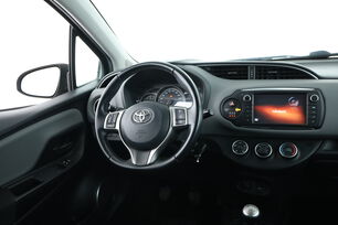 Intérieur côté conducteur depuis le siège arrière