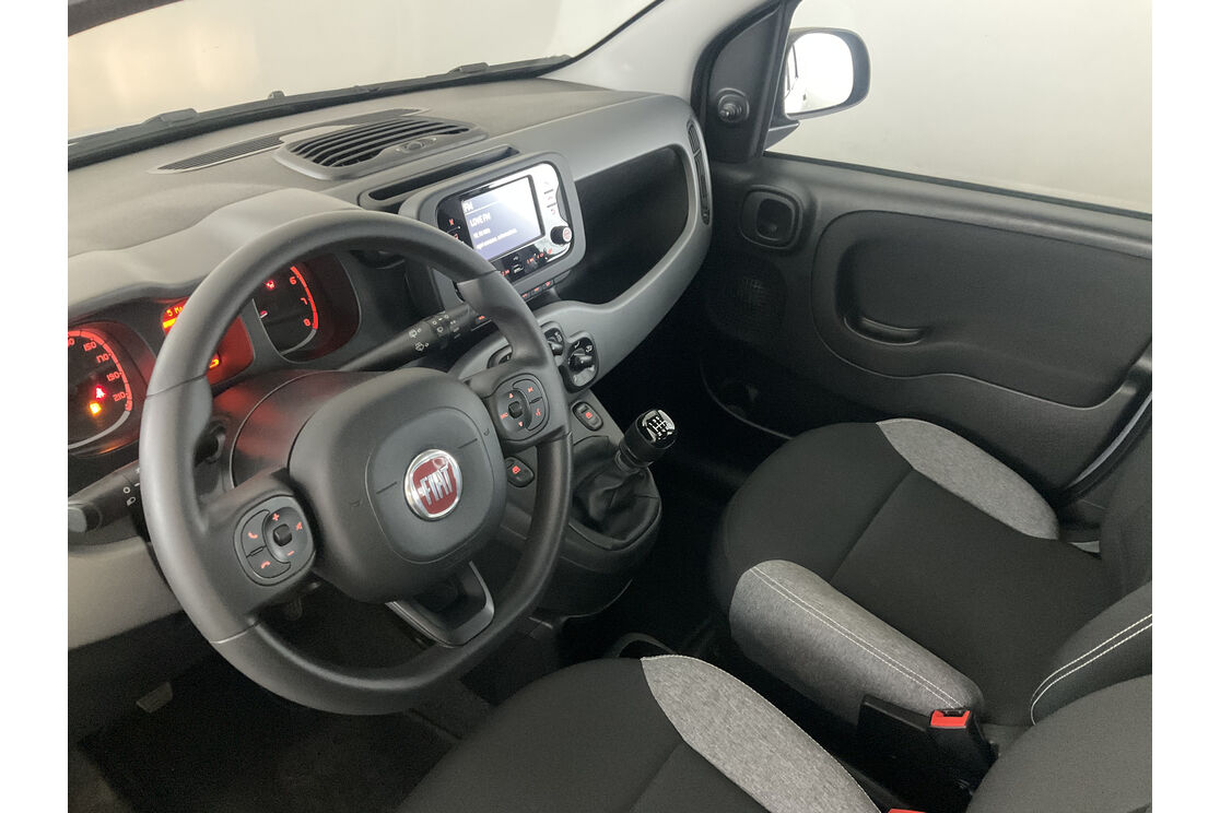 Interno lato guidatore 2
