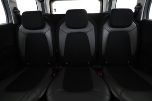 Interior asiento trasero