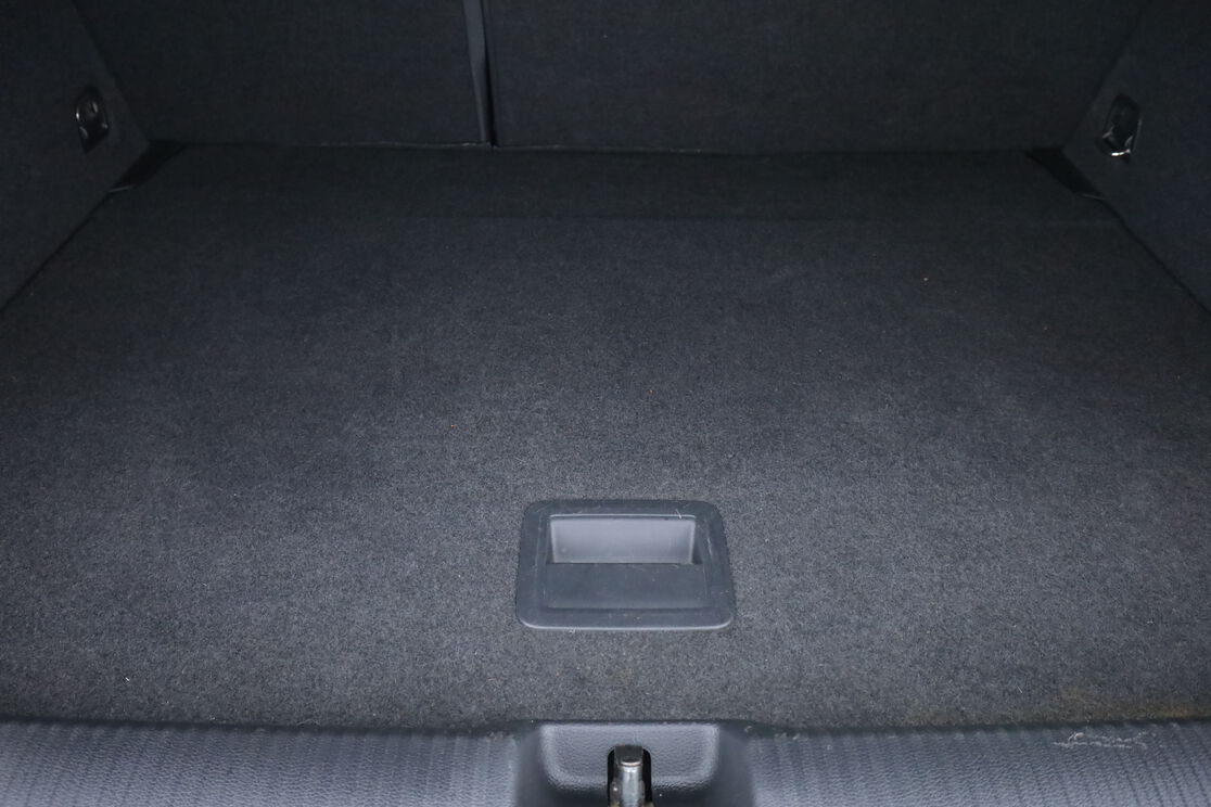 Intérieur coffre 2