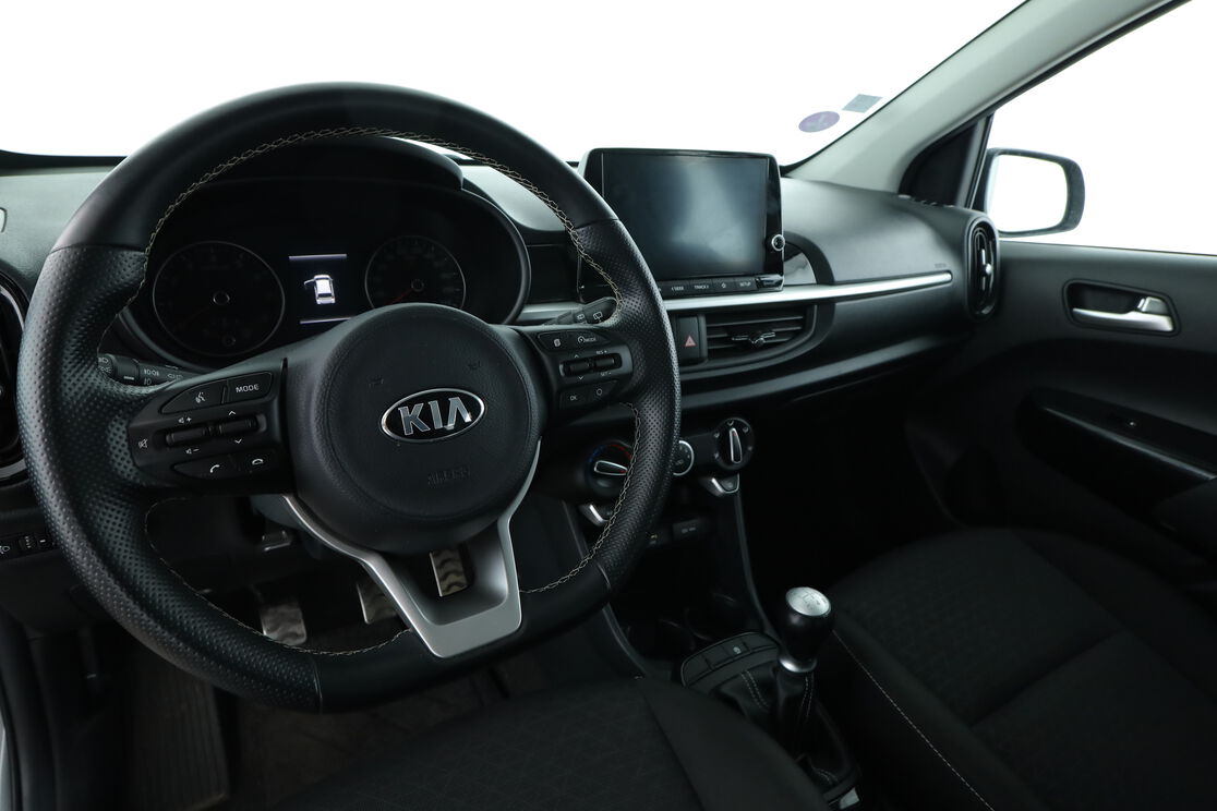 Intérieur côté conducteur 2