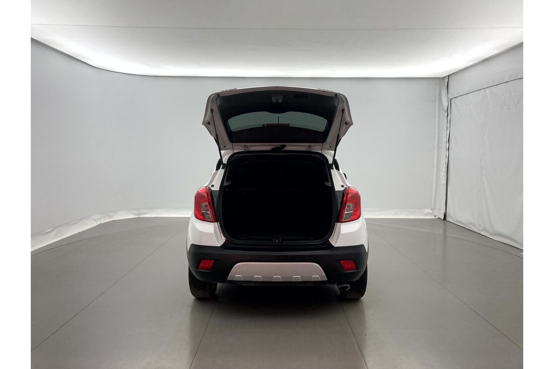 Intérieur coffre 1