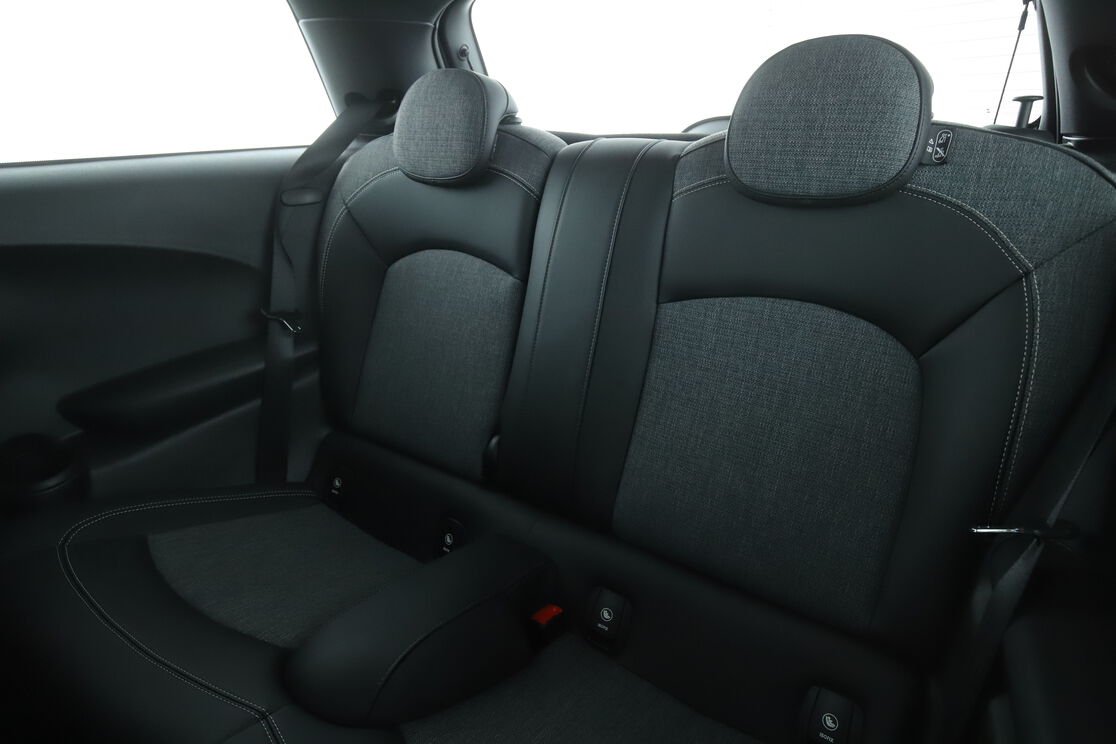 Innenraum Rücksitze Fahrerseite