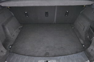 Intérieur coffre 1