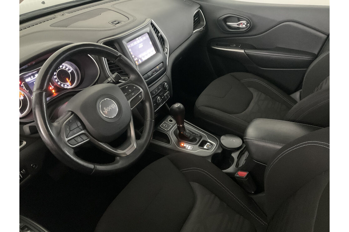 Interno lato guidatore 2