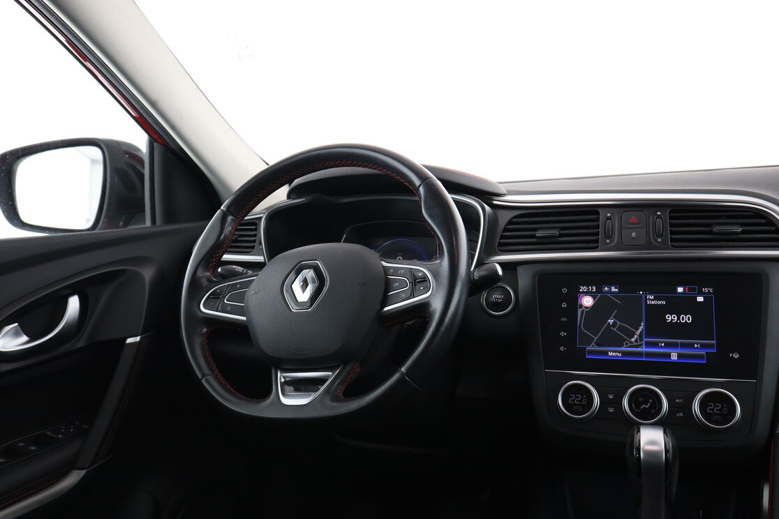 Intérieur côté conducteur depuis le siège arrière