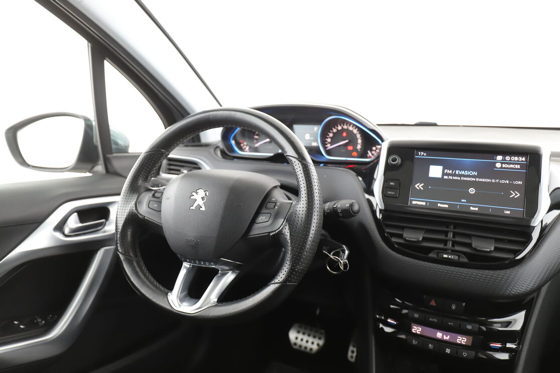 Intérieur côté conducteur depuis le siège arrière