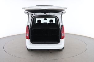 Interior maletero 1