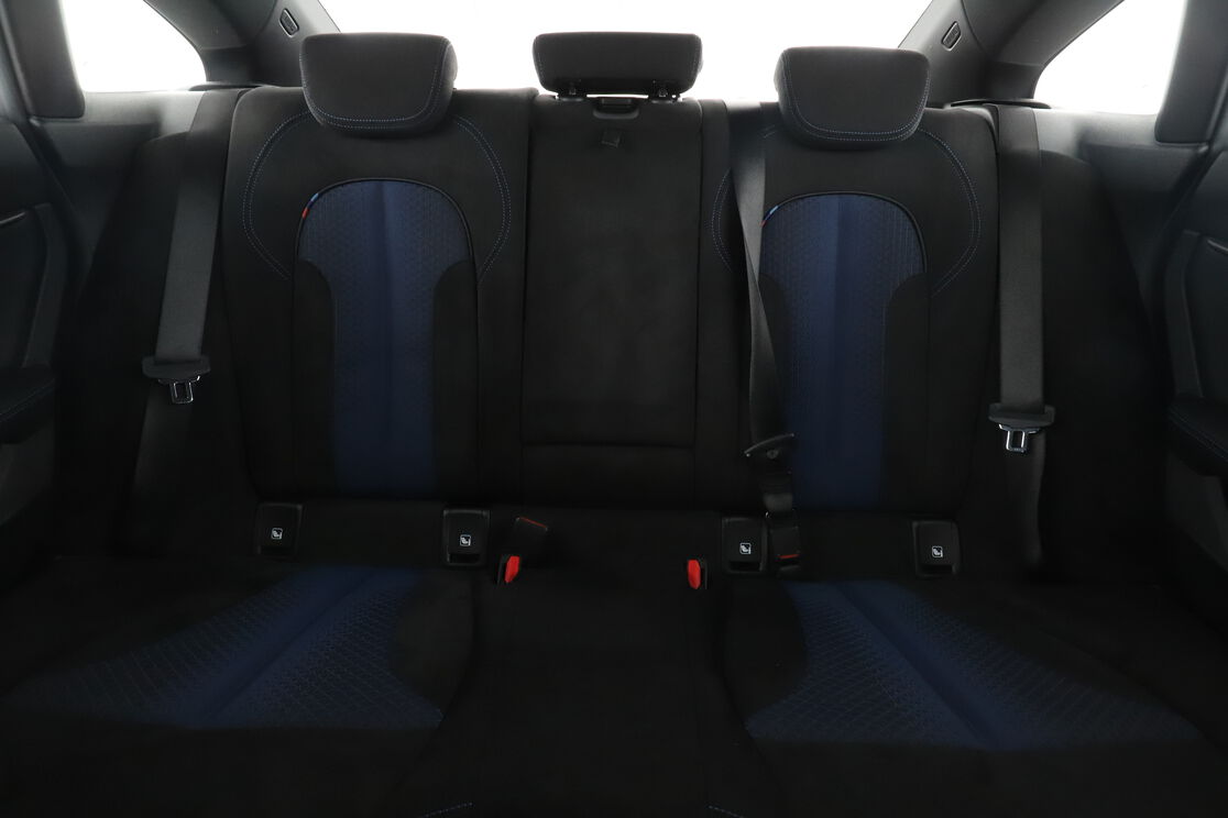 Interior asiento trasero