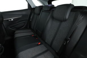 Intérieur sièges arrière depuis le côté conducteur