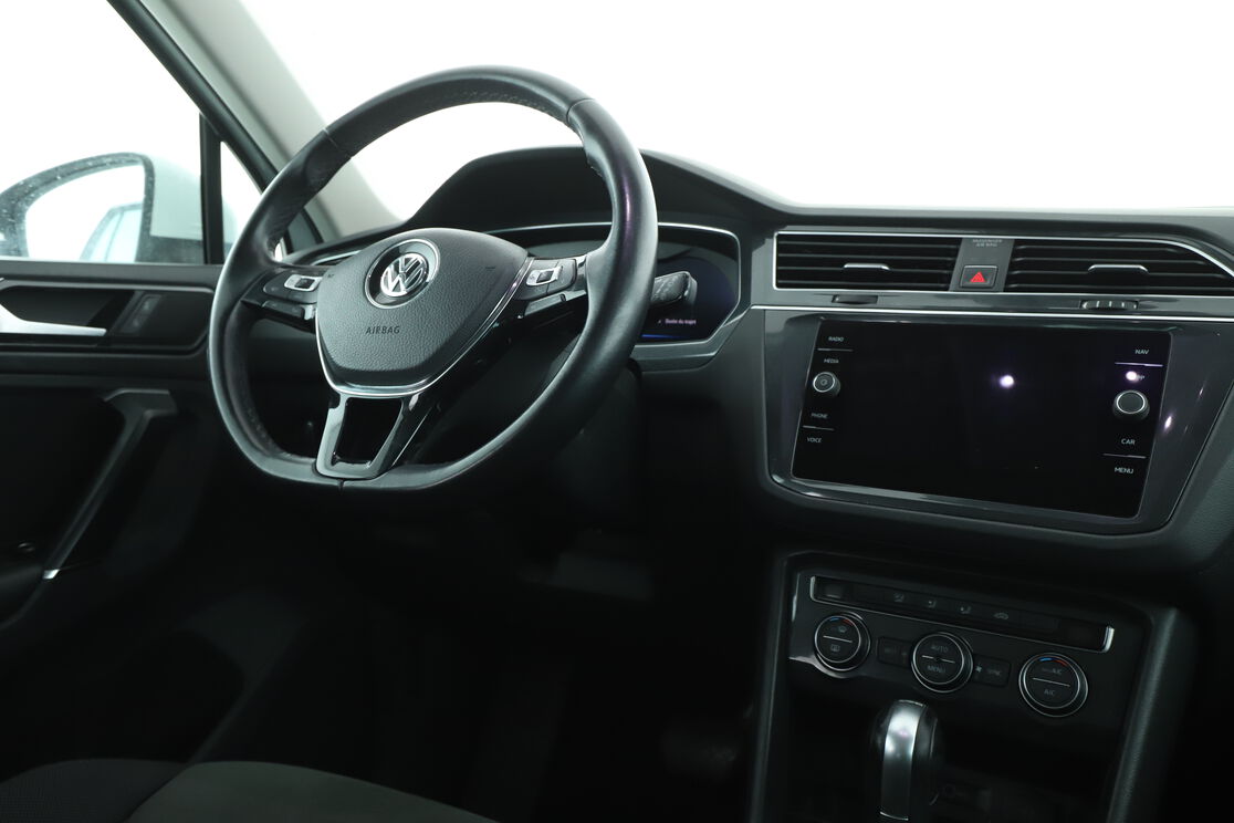 Intérieur côté conducteur depuis le siège arrière