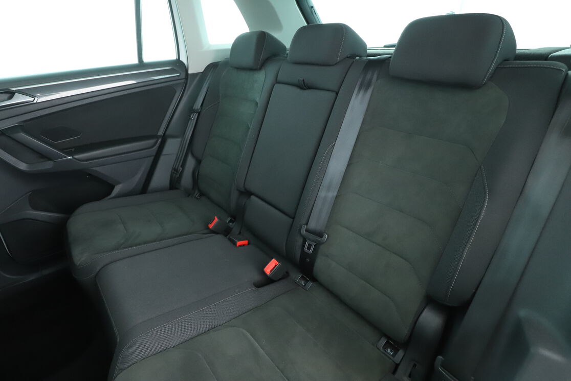 Intérieur sièges arrière depuis le côté conducteur