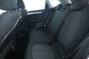 Intérieur sièges arrière depuis le côté conducteur