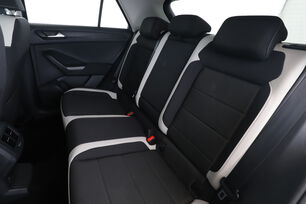 Intérieur sièges arrière depuis le côté conducteur