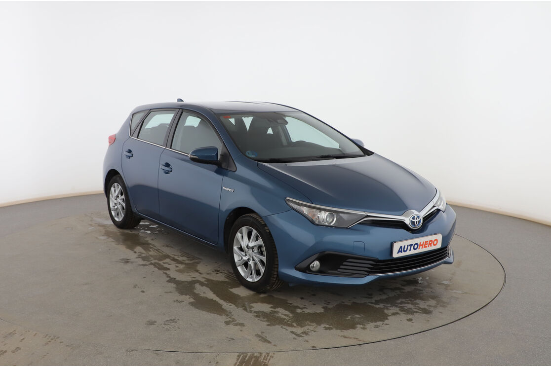 Exterior frontal derecho