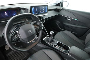 Intérieur côté conducteur 2