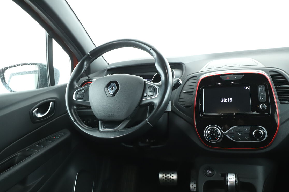 Intérieur côté conducteur depuis le siège arrière