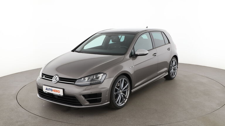 Volkswagen Golf VII