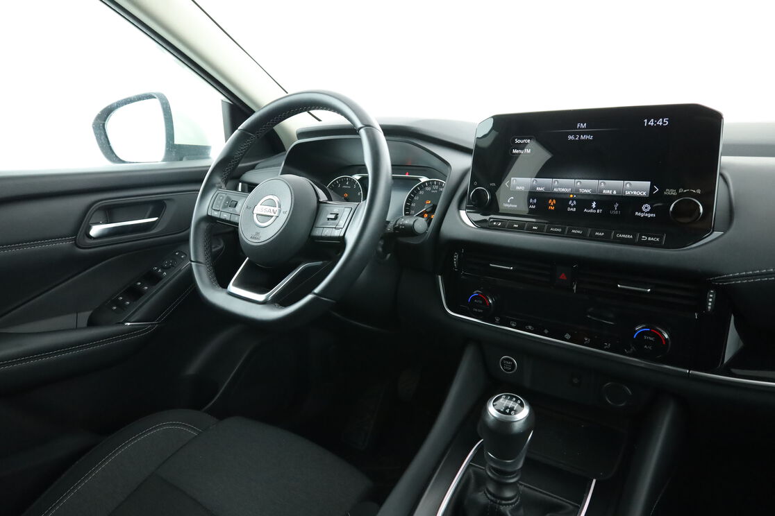 Intérieur côté conducteur depuis le siège arrière