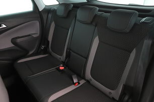 Intérieur sièges arrière depuis le côté conducteur