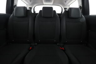 Interior asiento trasero