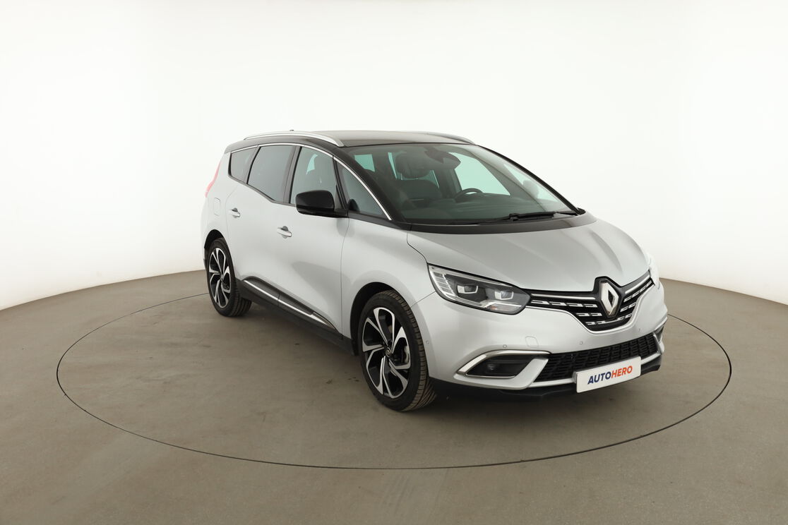 Extérieur avant droit