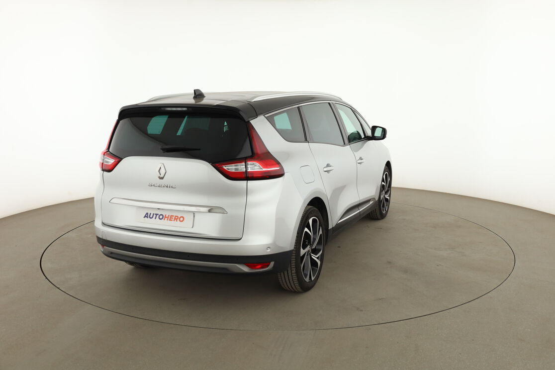 Extérieur arrière droit