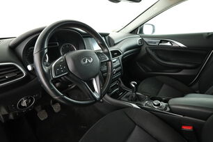 Intérieur côté conducteur 2