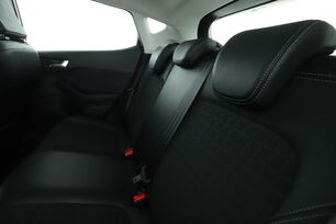 Innenraum Rücksitze Fahrerseite