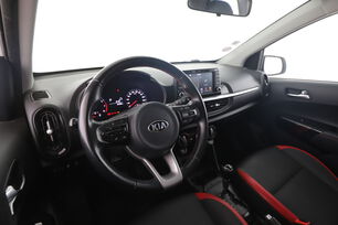 Intérieur côté conducteur 2