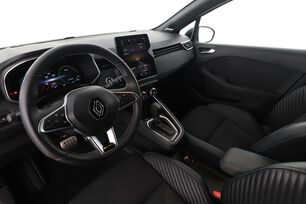 Innenraum auf der Fahrerseite 2